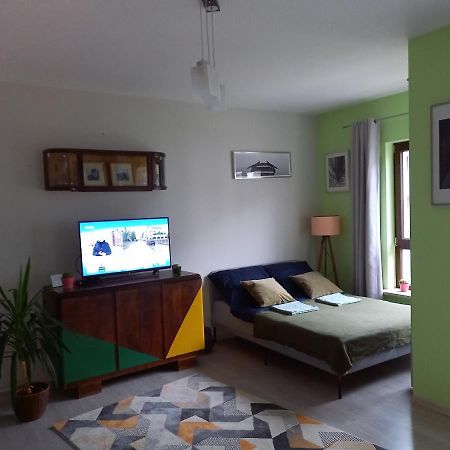 Green Wilanow Apartment With Free Parking Warsaw Exterior photo